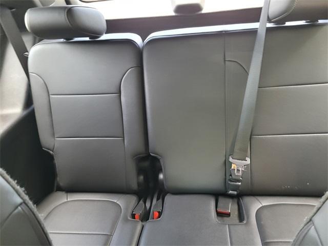 used 2023 Chevrolet Traverse car, priced at $31,500