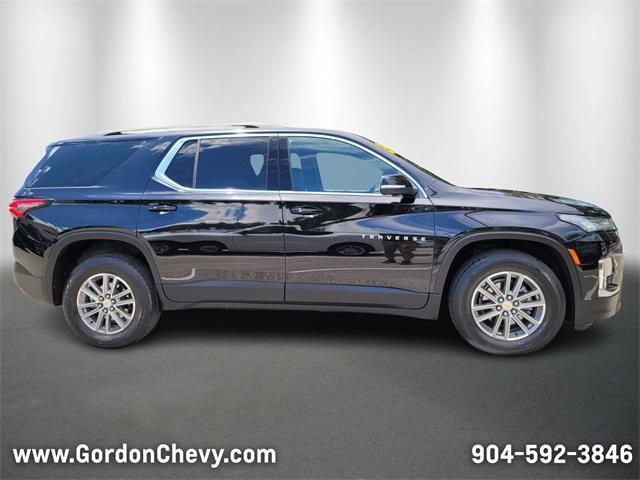 used 2023 Chevrolet Traverse car, priced at $31,500