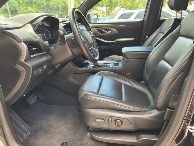 used 2023 Chevrolet Traverse car, priced at $31,500