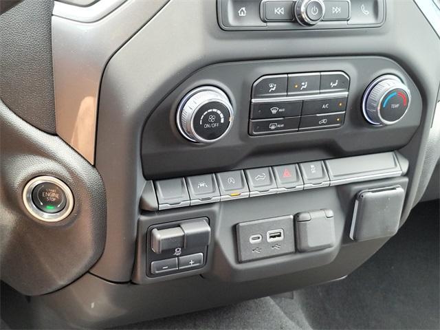 new 2025 Chevrolet Silverado 1500 car, priced at $42,695
