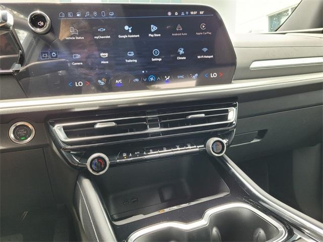 new 2025 Chevrolet Traverse car, priced at $42,695