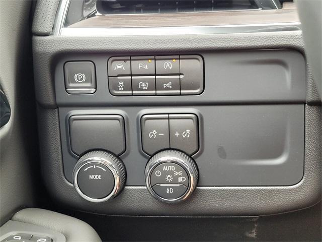 new 2025 Chevrolet Suburban car, priced at $74,710