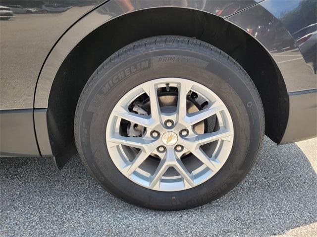 used 2023 Chevrolet Equinox car, priced at $22,300
