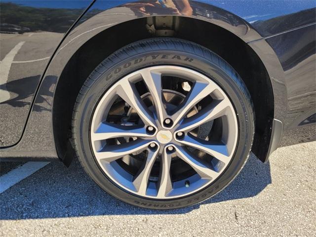 used 2022 Chevrolet Malibu car, priced at $23,400