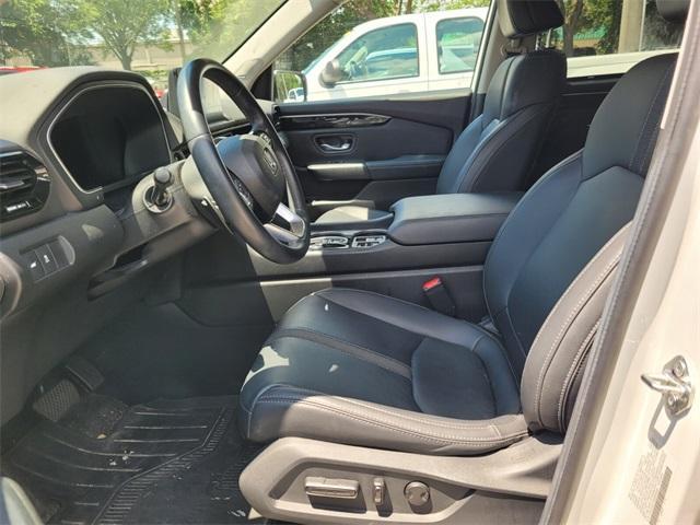used 2024 Honda Pilot car, priced at $40,800