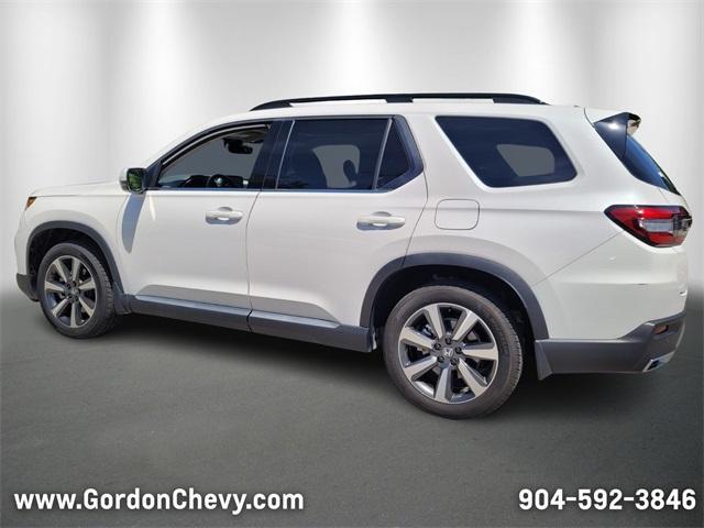 used 2024 Honda Pilot car, priced at $40,400