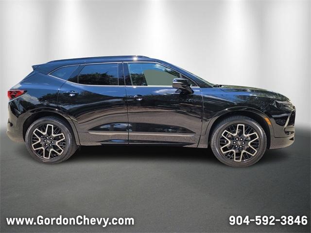 new 2025 Chevrolet Blazer car, priced at $44,068