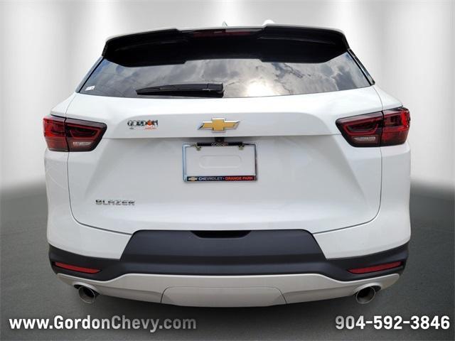 new 2025 Chevrolet Blazer car, priced at $33,838