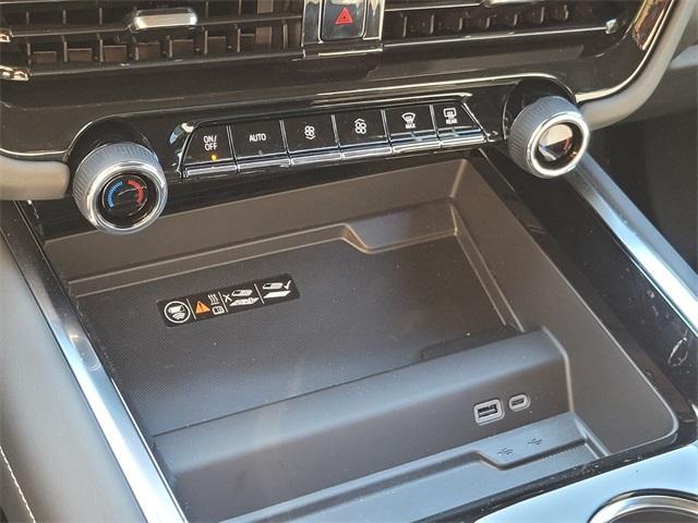 new 2025 Chevrolet Suburban car, priced at $74,007