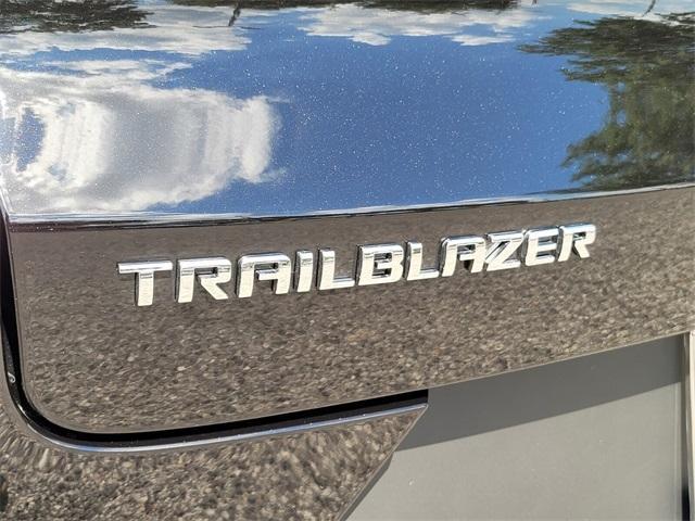 new 2025 Chevrolet TrailBlazer car, priced at $25,161