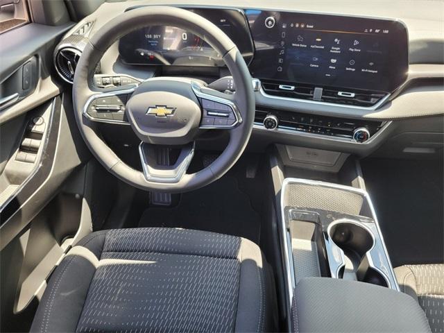 new 2025 Chevrolet Equinox car, priced at $27,495