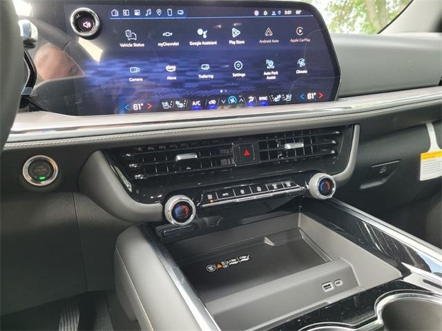 new 2025 Chevrolet Suburban car, priced at $75,643