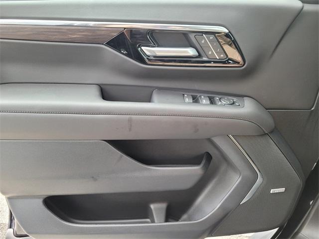 new 2025 Chevrolet Tahoe car, priced at $68,127