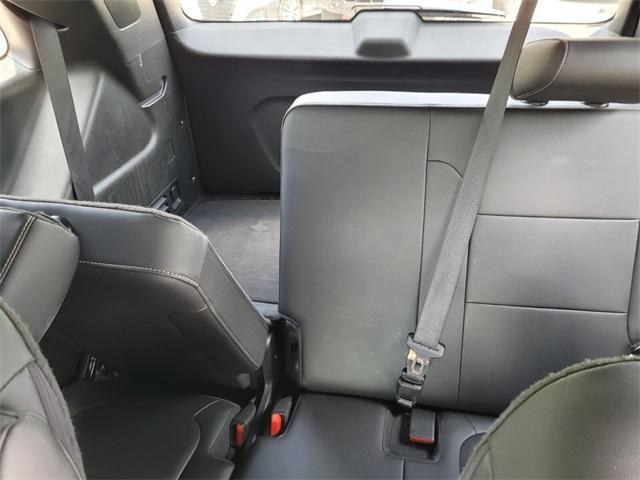 used 2023 Chevrolet Traverse car, priced at $31,800
