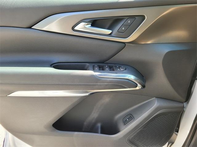 new 2025 Chevrolet Traverse car, priced at $42,095