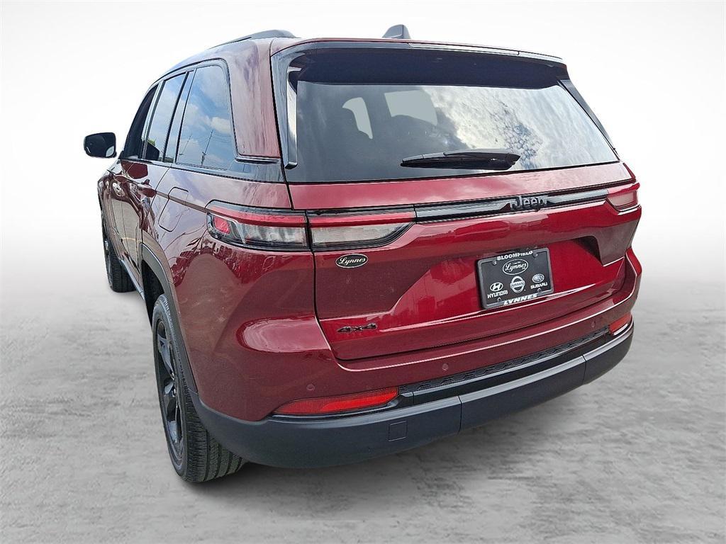 used 2023 Jeep Grand Cherokee car, priced at $29,195