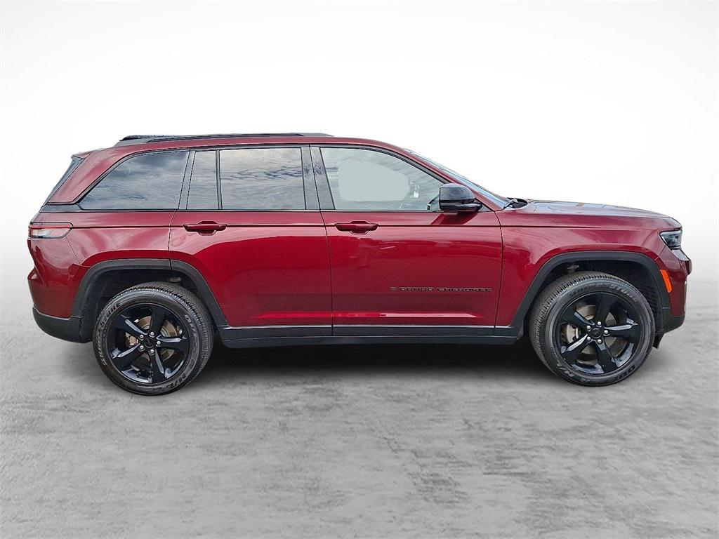 used 2023 Jeep Grand Cherokee car, priced at $29,195
