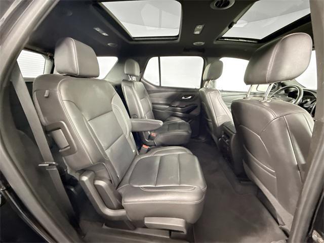 used 2022 Chevrolet Traverse car, priced at $31,000