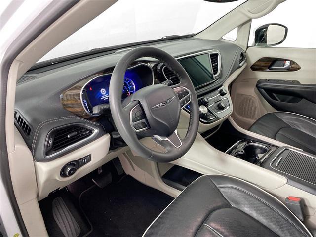 used 2023 Chrysler Pacifica Hybrid car, priced at $28,000
