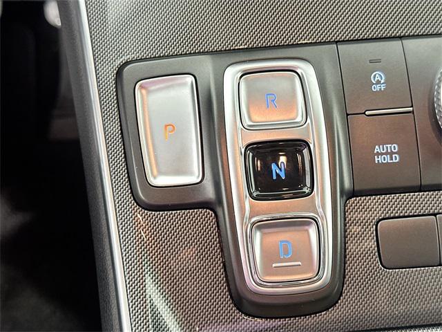 used 2022 Hyundai Santa Fe car, priced at $23,000