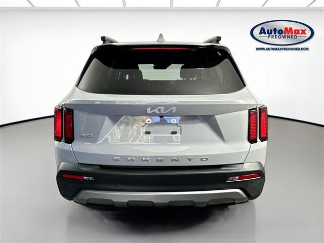 used 2022 Kia Sorento car, priced at $30,500