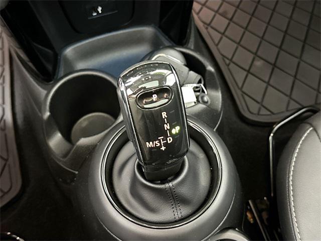 used 2023 MINI Hardtop car, priced at $23,500