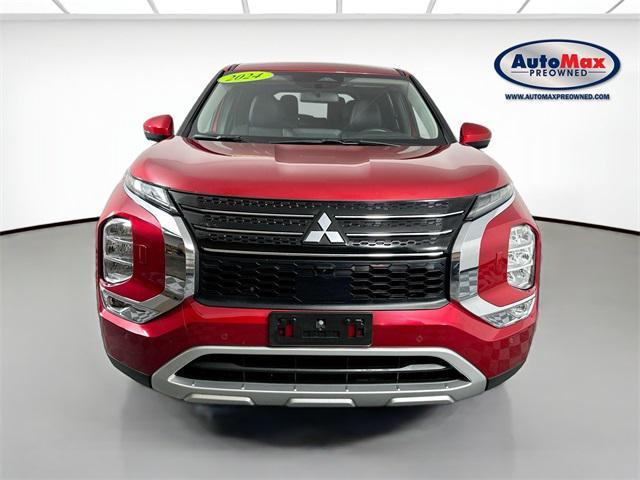 used 2024 Mitsubishi Outlander car, priced at $27,000