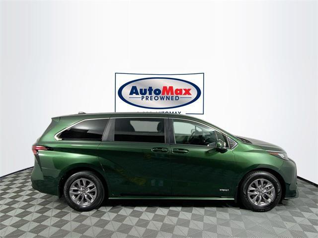 used 2021 Toyota Sienna car, priced at $32,001