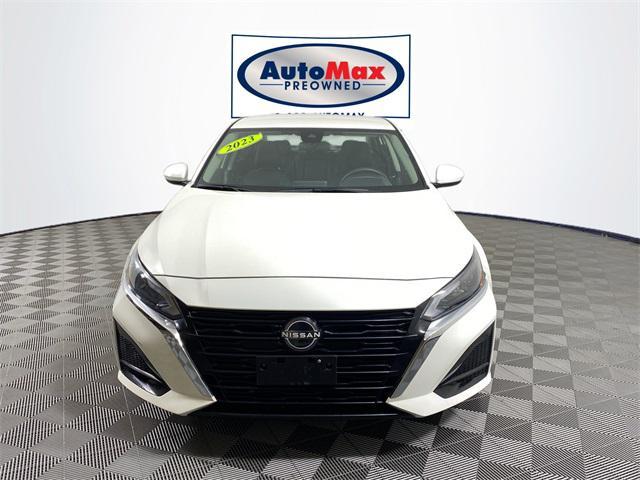 used 2023 Nissan Altima car, priced at $19,000