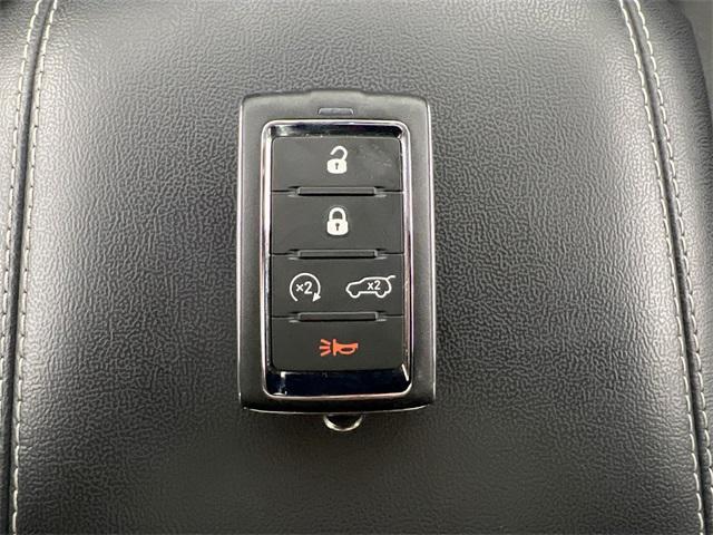 used 2022 Jeep Grand Cherokee car, priced at $34,000