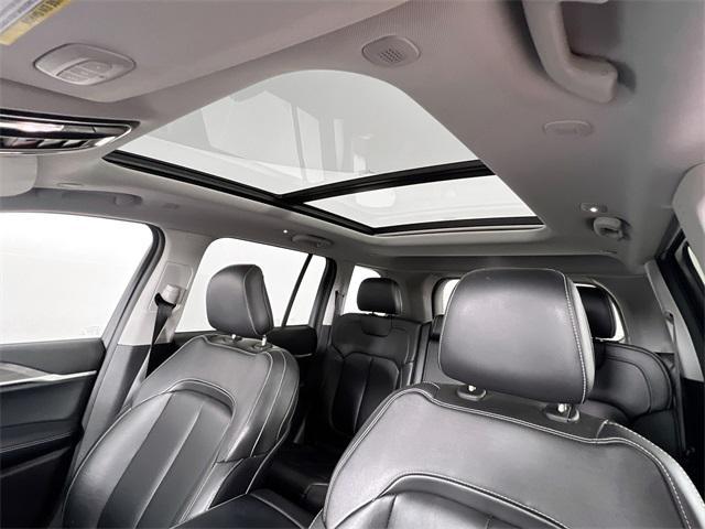 used 2022 Jeep Grand Cherokee car, priced at $34,000