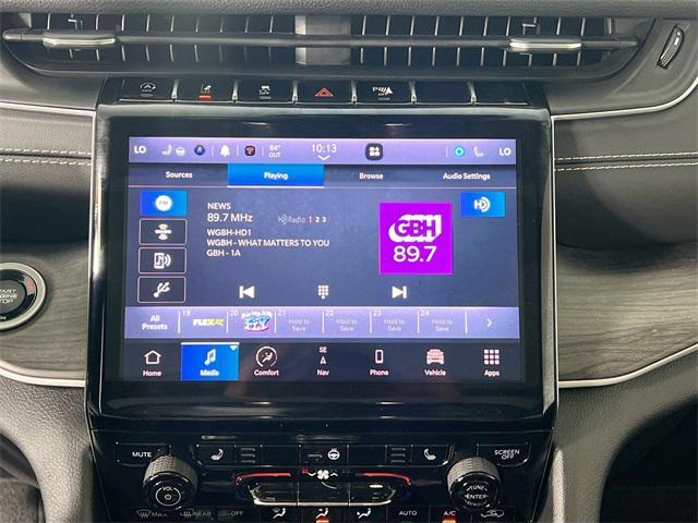 used 2022 Jeep Grand Cherokee car, priced at $34,000
