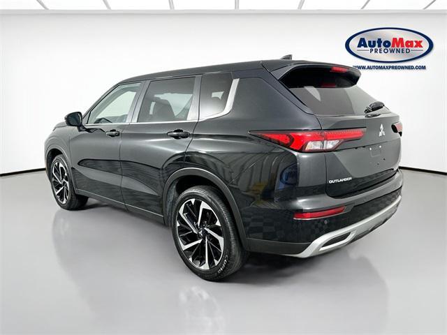 used 2023 Mitsubishi Outlander car, priced at $24,500
