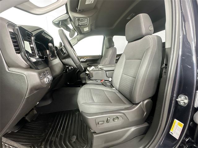 used 2023 GMC Sierra 1500 car, priced at $40,000