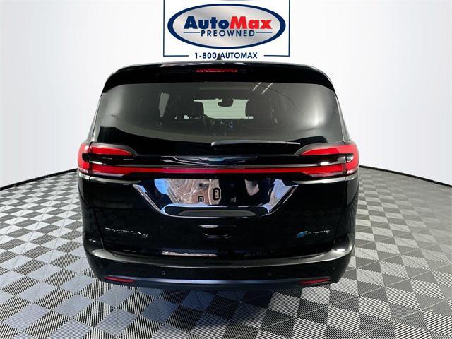 used 2021 Chrysler Pacifica Hybrid car, priced at $27,500