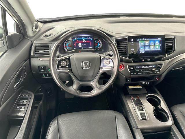 used 2022 Honda Pilot car, priced at $32,000
