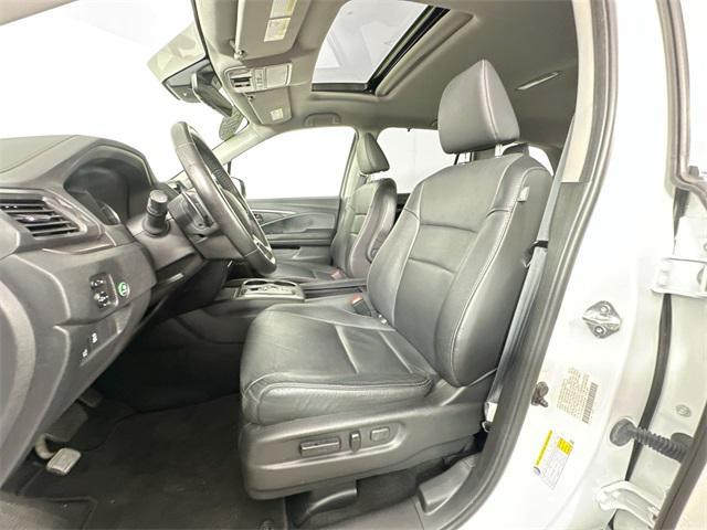 used 2022 Honda Pilot car, priced at $32,000