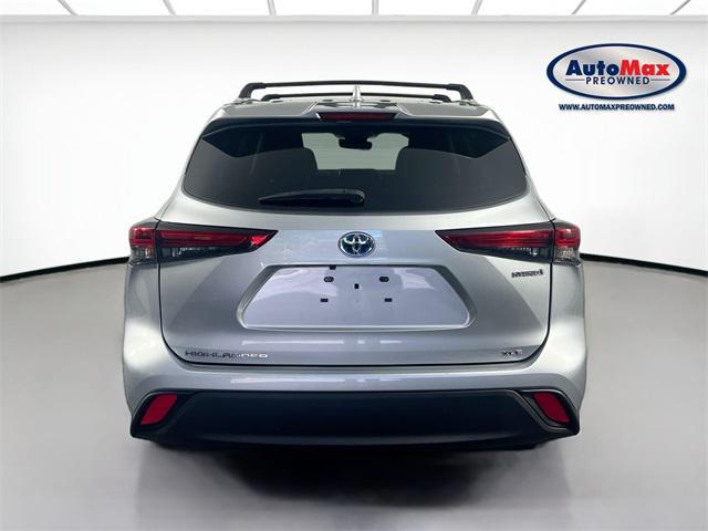 used 2023 Toyota Highlander Hybrid car, priced at $36,000