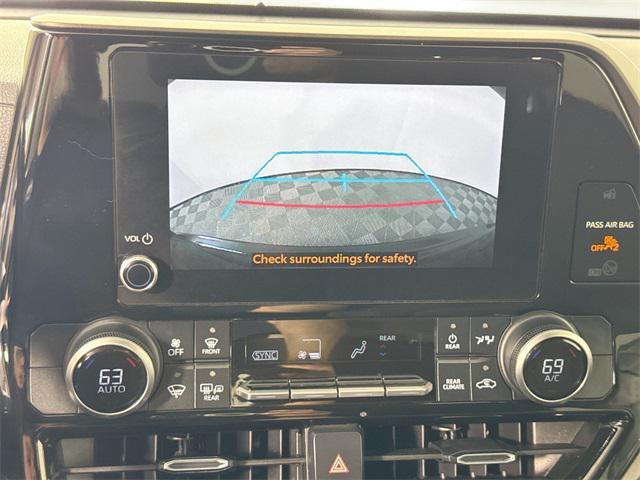 used 2023 Toyota Highlander car, priced at $35,000
