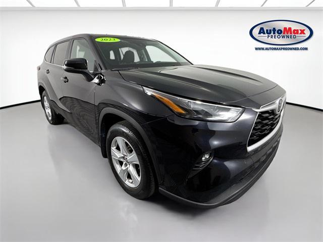 used 2023 Toyota Highlander car, priced at $33,599