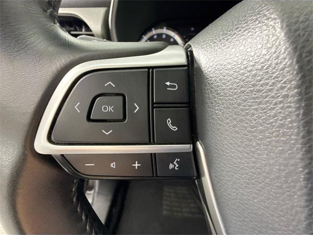 used 2023 Toyota Highlander car, priced at $33,599