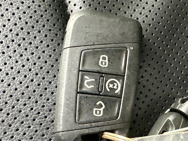 used 2022 Volkswagen Tiguan car, priced at $25,500