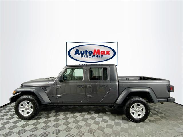 used 2023 Jeep Gladiator car, priced at $28,000