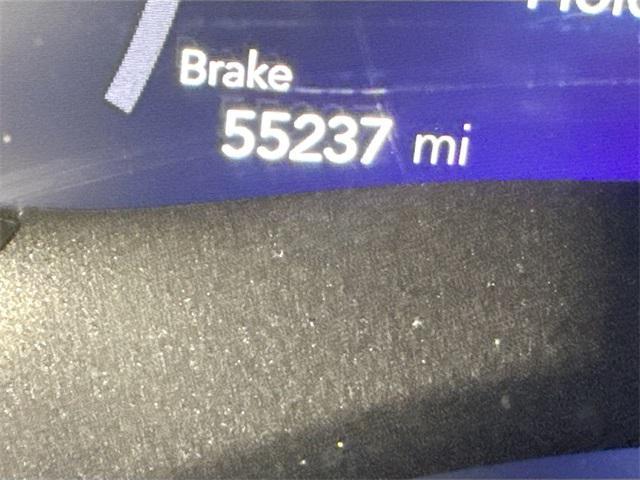 used 2021 Chrysler Pacifica Hybrid car, priced at $29,500