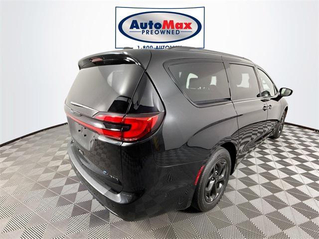 used 2021 Chrysler Pacifica Hybrid car, priced at $29,500