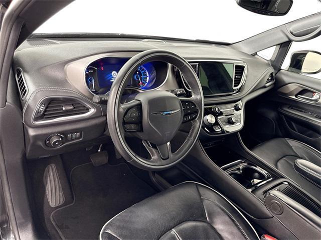 used 2021 Chrysler Pacifica Hybrid car, priced at $28,000