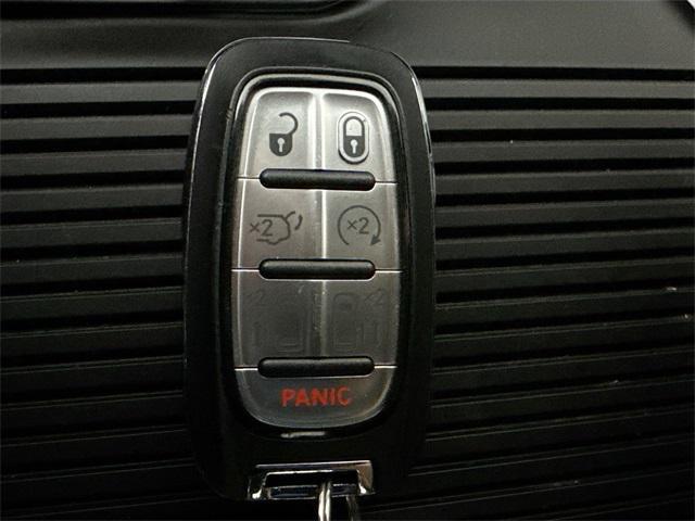 used 2021 Chrysler Pacifica Hybrid car, priced at $28,000