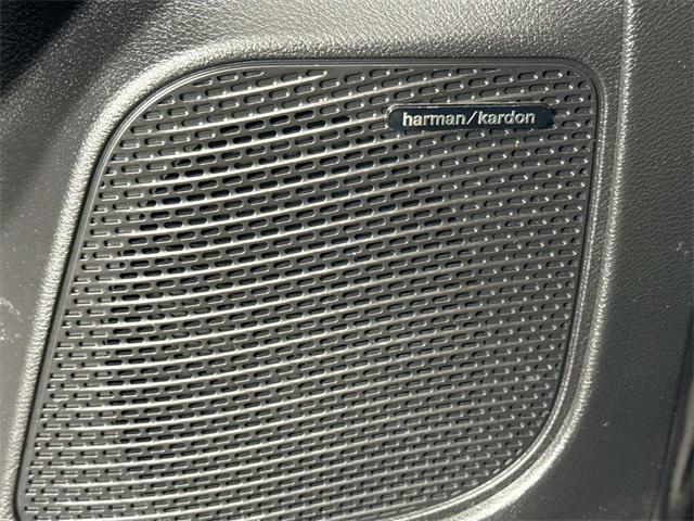 used 2021 Chrysler Pacifica Hybrid car, priced at $29,500