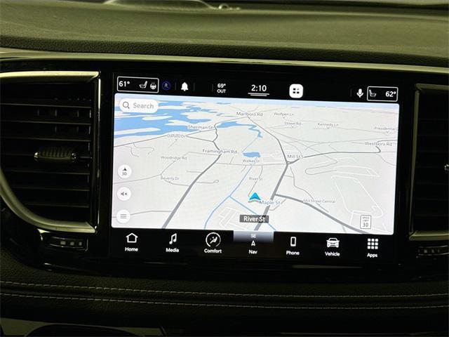 used 2021 Chrysler Pacifica Hybrid car, priced at $29,500