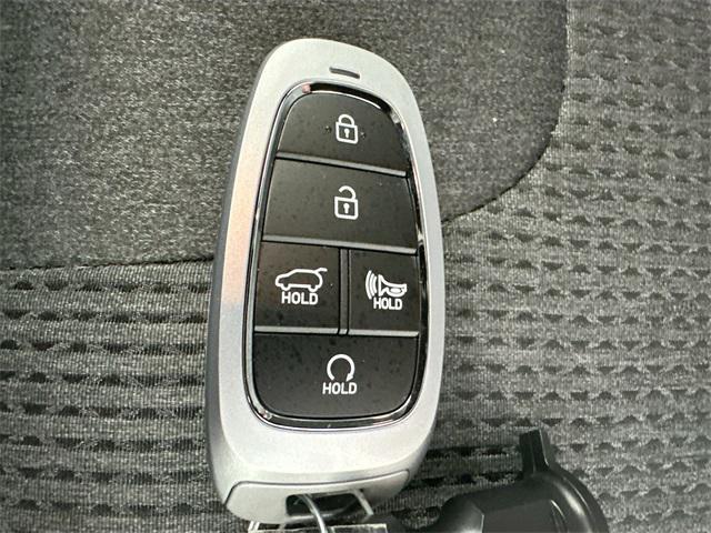 used 2022 Hyundai Santa Fe car, priced at $25,500